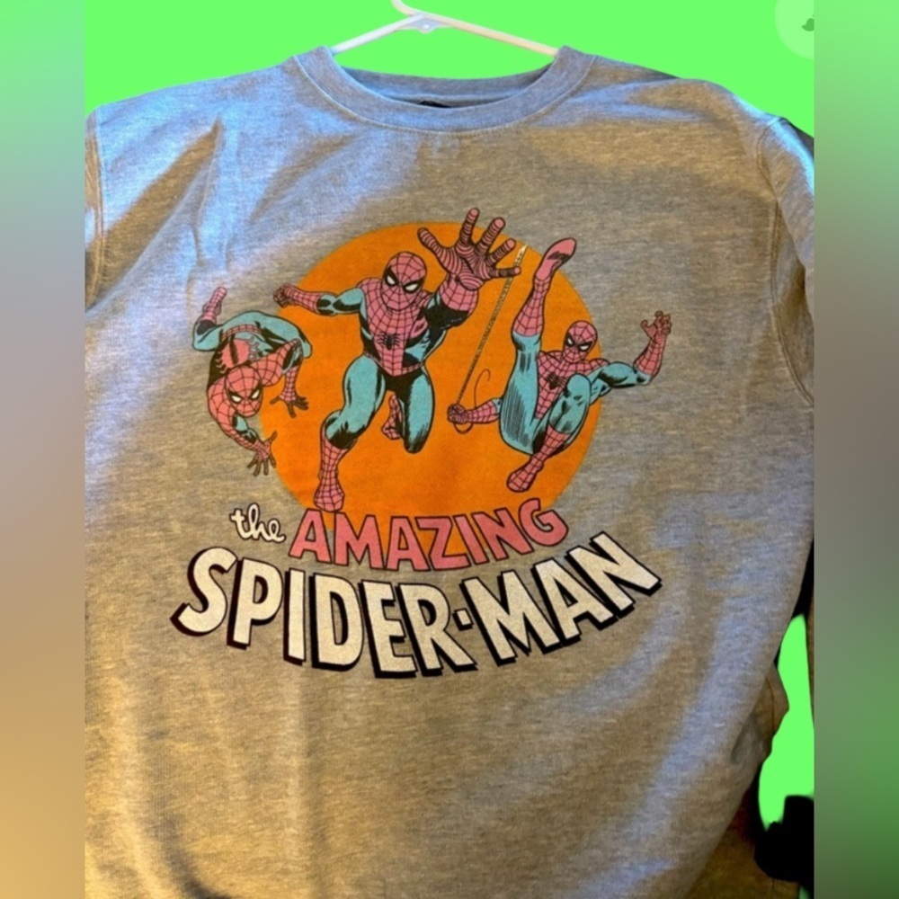 New Official Marvel amazing Spider-Man
Grey crewneck, graphic logo sweatshirt - Picture 4 of 8